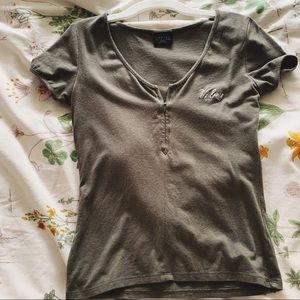 Green shirt with put down zipper